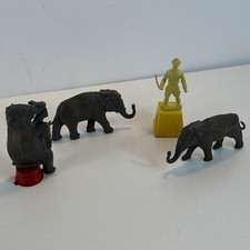 MARX 1950's SUPER CIRCUS PLAYSET PERFORMING ELEPHANTS W/ TRAINER, STAND