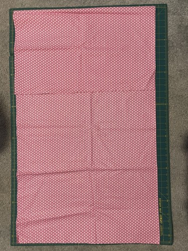 1 -1/3 yds Pink/white Diamond Pattern Cotton Quilting Fabric - Picture 4 of 4