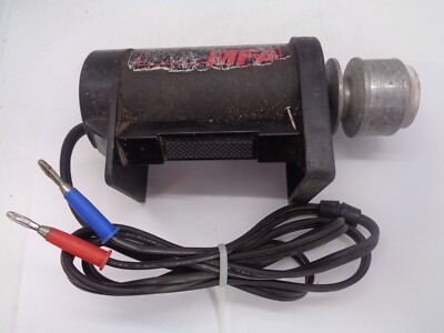 MFA 12 VOLT GLÜHMOTORSTARTER FUNKTIONIERT EINWANDFREI GUTER ZUSTAND