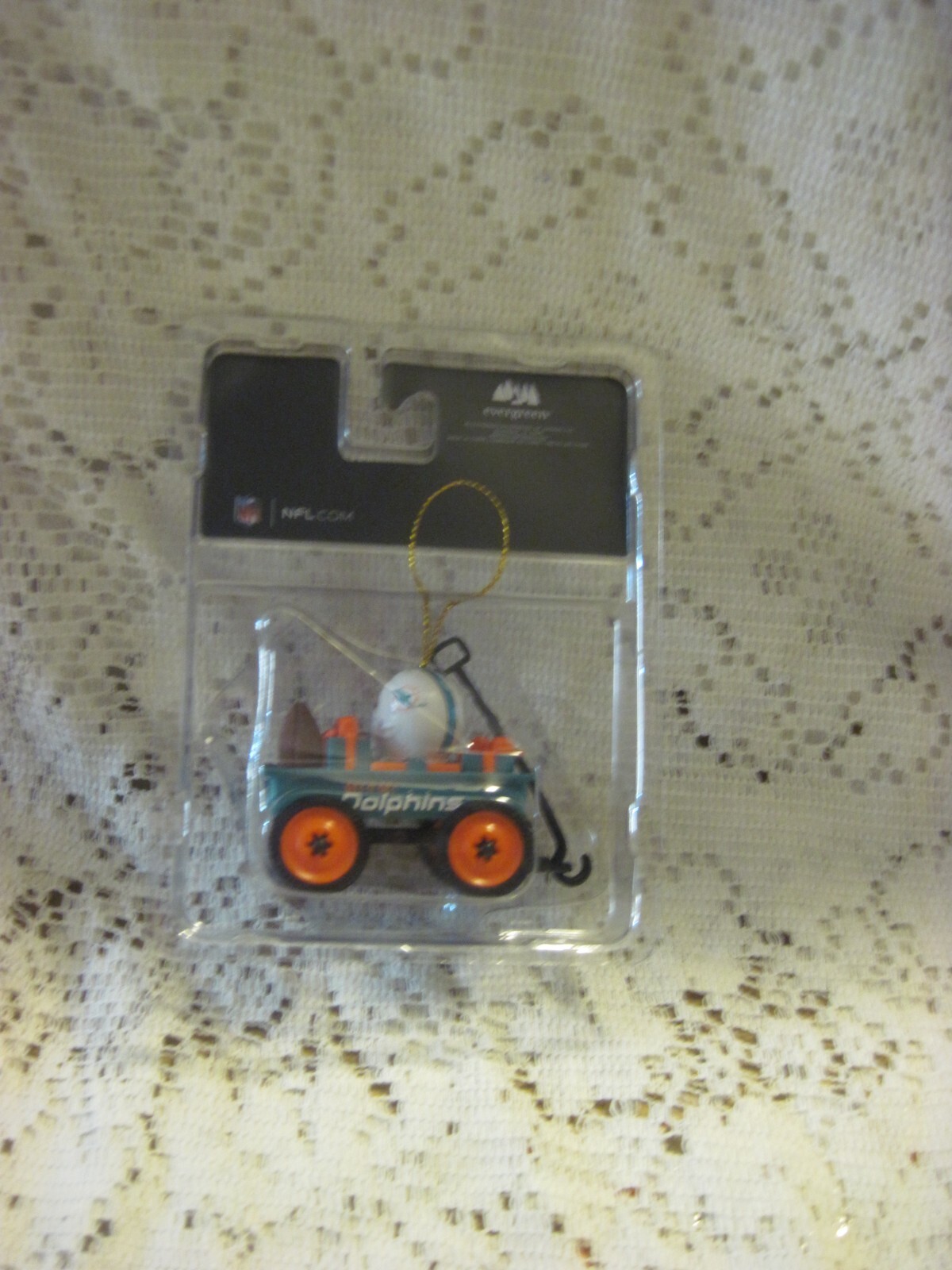 Picture 1 of 4