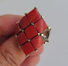 Vintage Red Jasper and Sterling Silver Ring size 7.75 missing one stone