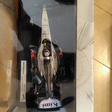 1/18 Hot Wheels Mclaren Mercedes Mp4-19 Kimi Raikkonen Close Model