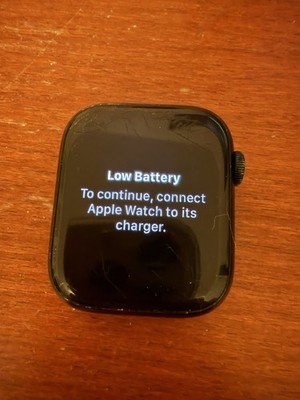 Apple Watch Series 8 45mm Aluminum Smartwatch - Midnight Black [SOME SCRATCHES]