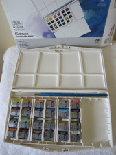 Winsor  Newton Cotman Watercolour Travel Set, 25pc
