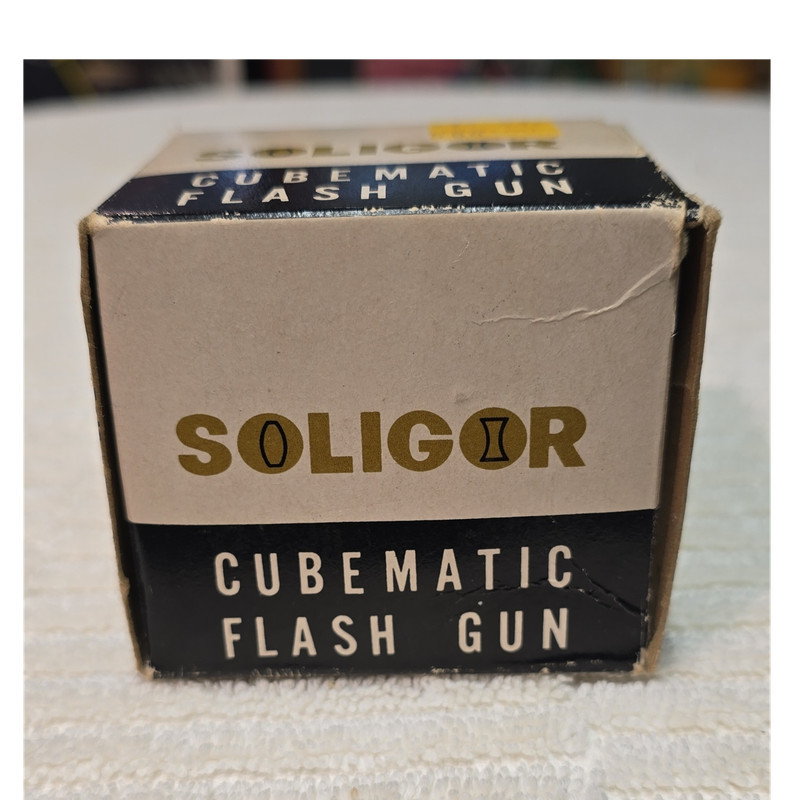 Soligor Cubematic Flash Gun for Film Camera Cold Shoe w/ PC Sync Cord