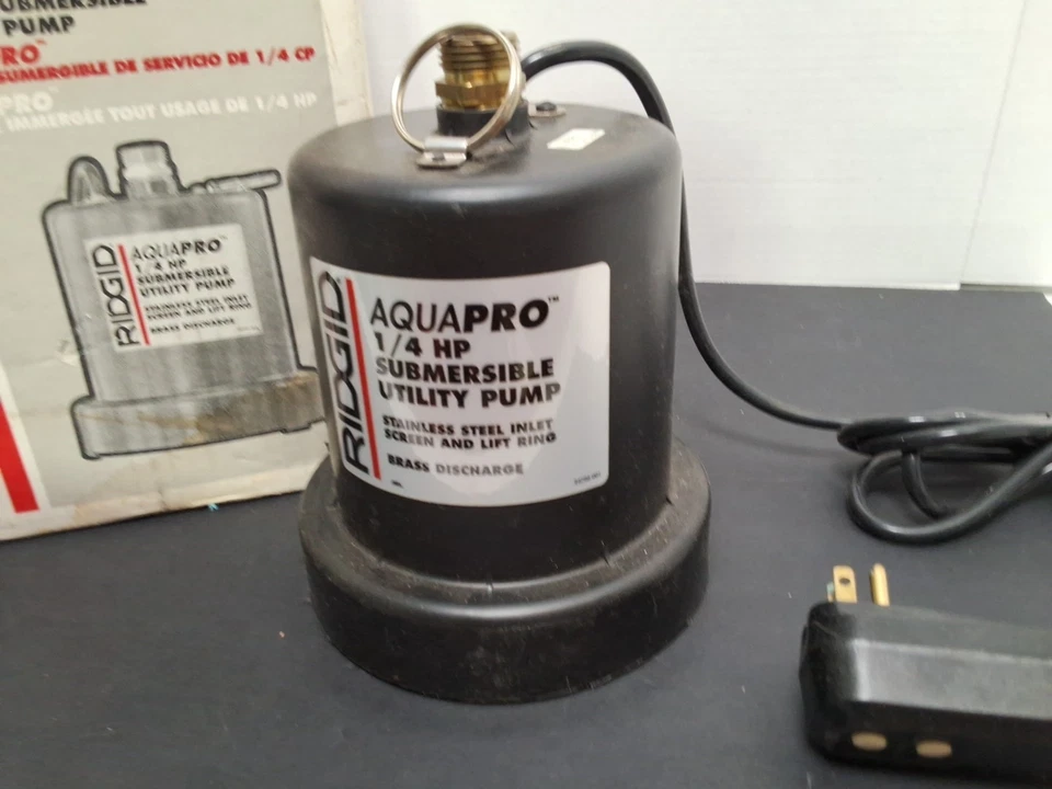 Bomba utilitária submersível Ridgid Aquapro 1/4 HP modelo #TP-250 - Imagem 2 de 4