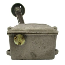 JOSLYN CLARK HLD-11 600VAC 25A NSNP