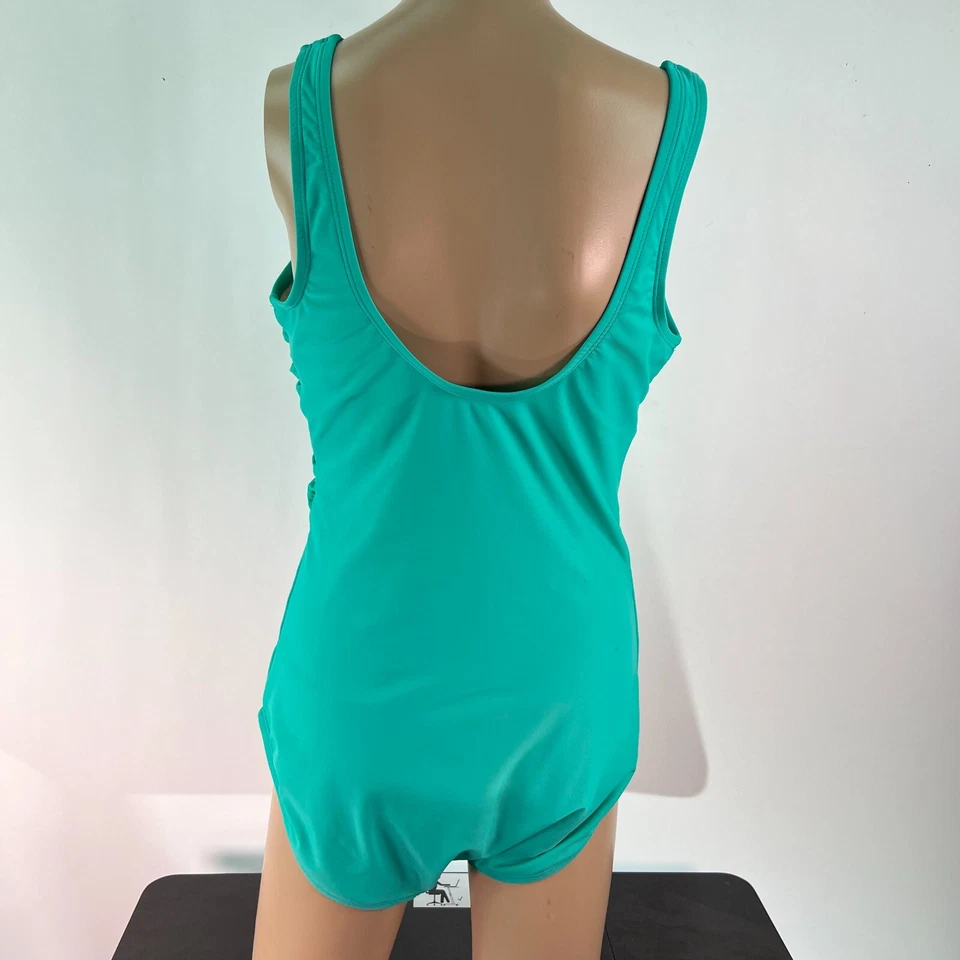 Traje de baño Merona para mujer sin mangas fruncido laterales cuello en V verde talla grande de una pieza Foto 2 de 4