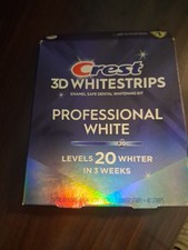 NEW Crest 3D Whitestrips Professional White Teeth Whitening Strips-Level 20