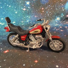 YAMAHA XV1100 VIRAGO  1-18 SCALE MAISTO MOTORCYCLE MODEL