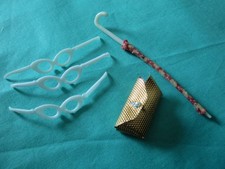 Vintage Barbie Modepuppen Accessoires 1960er : goldene Clutch  Brillen Schirm!!!