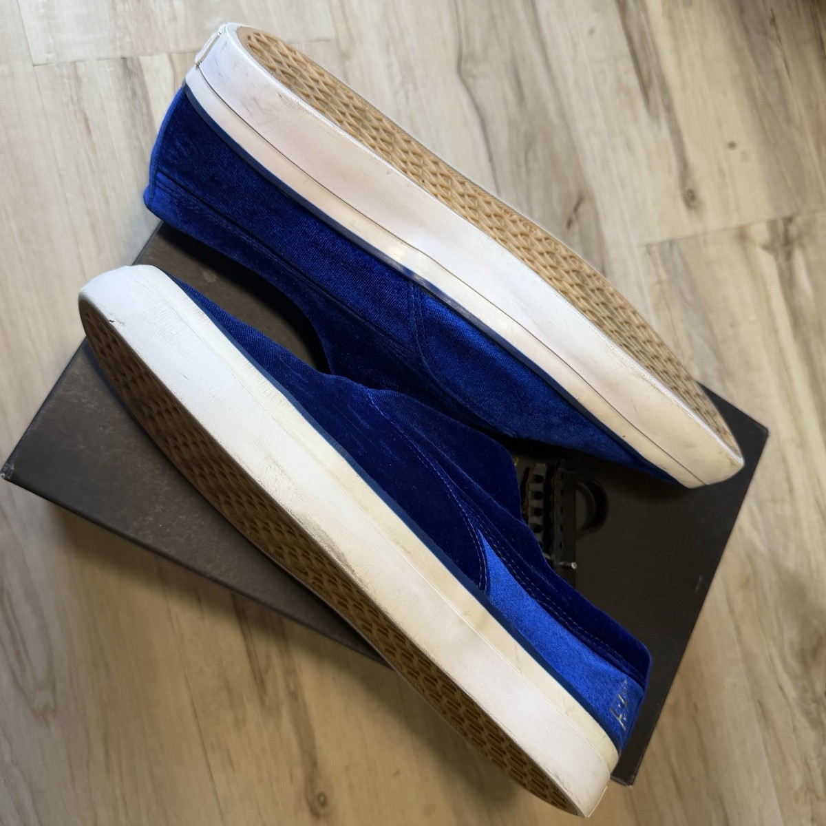 Rare HUF Dylan Rieder Slip On Blue Velvet Men display picture 1