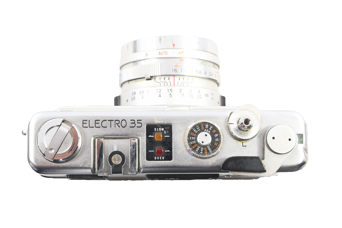 Vintage 1970's Yashica Electro 35 GSN 35mm Camera, w/45mm f1.7