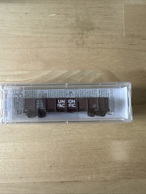 Micro Trains Line Union Pacific 40  Drop Bottom Gondola 08354010