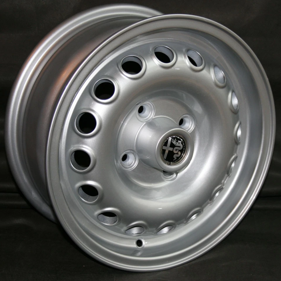 14 Zoll Felgen GTA 7x14" 4x108 ET23 70,1 Silber Alfa 105 Coupe GTC Spider - Bild 1 von 1