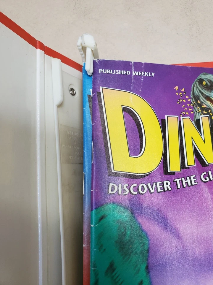 76 Dinosaurs! Magazines & 6 Binders by Orbis Publishing - Used VGC - Image 4 of 4