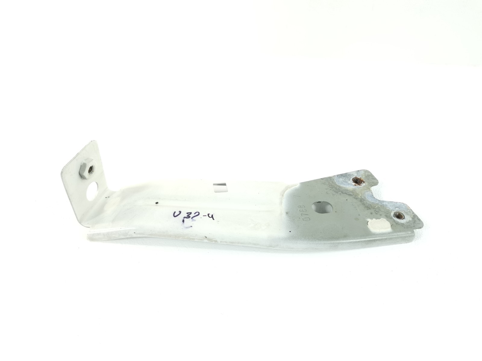 Maserati Ghibli 2018 M156E AWD 3.0 Front Left Fender Mudguard Bracket Mount OEM