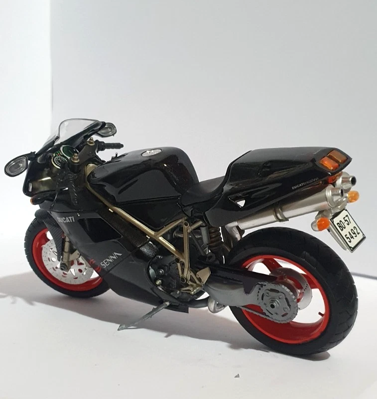 1:9 Scale Ducati 916 "Senna" by Protar Mythic Byke Collection USED, No Box — 第 4/4 张图片