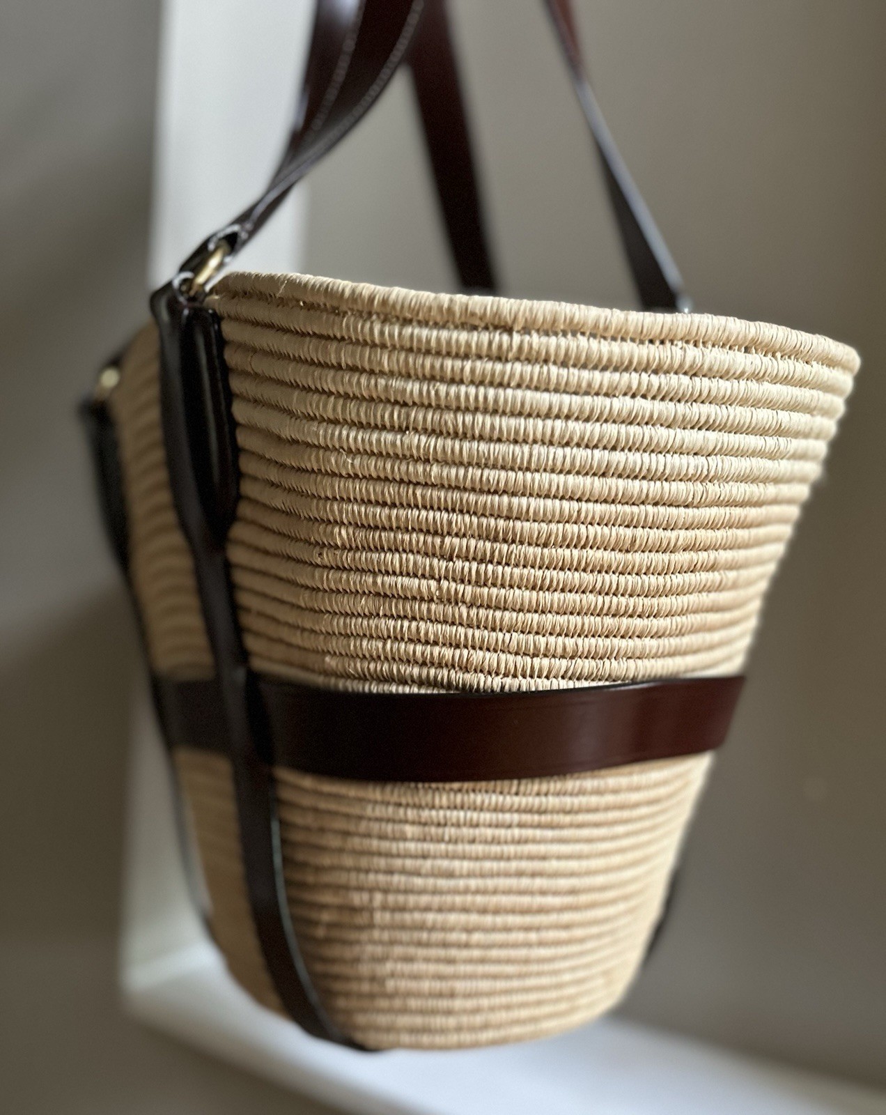 NEW CHLOE LARGE BASKET SUMMER STRAW TOTE With Charm Rare Chloé Kerala straw tote image 10