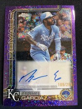 2025 Topps Chrome Update Maikel Garcia Purple Speckle Refractor Auto /299 Royals