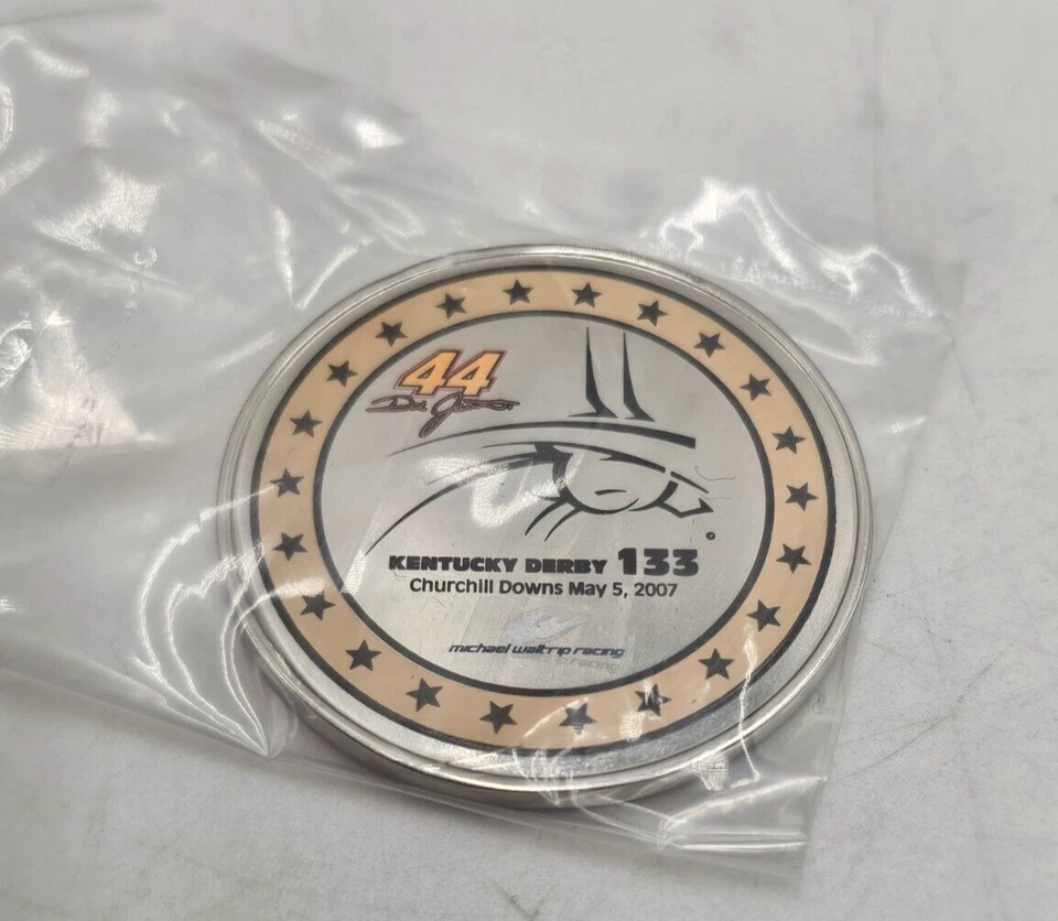 Dale Jarrett #44 UPS / Kentucky Derby 2007 CAMRY Stock Car NASCAR escala 1:24 NUEVO Foto 2 de 4