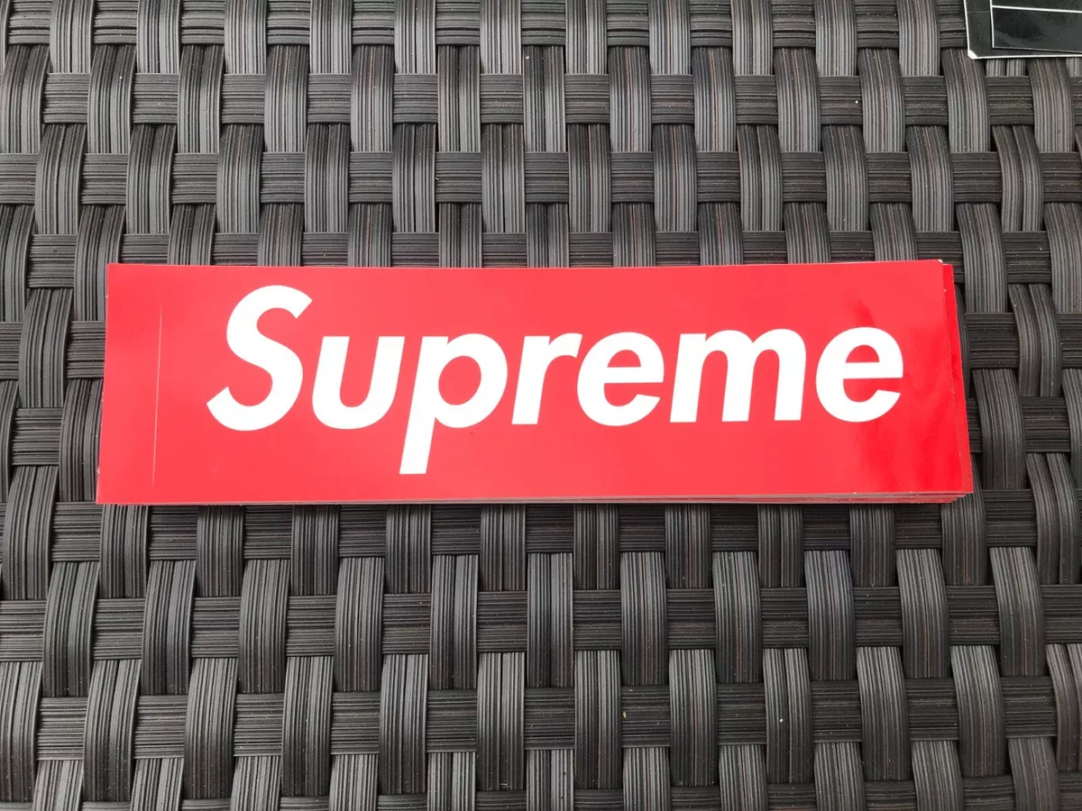 Supreme Louis Vuitton Logo Wallpaper