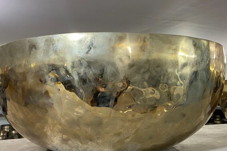 10"-24" jam Hand-Hammered Tibetan Singing Bowl – Himalayan Bowl for Meditation - Image 3 of 4