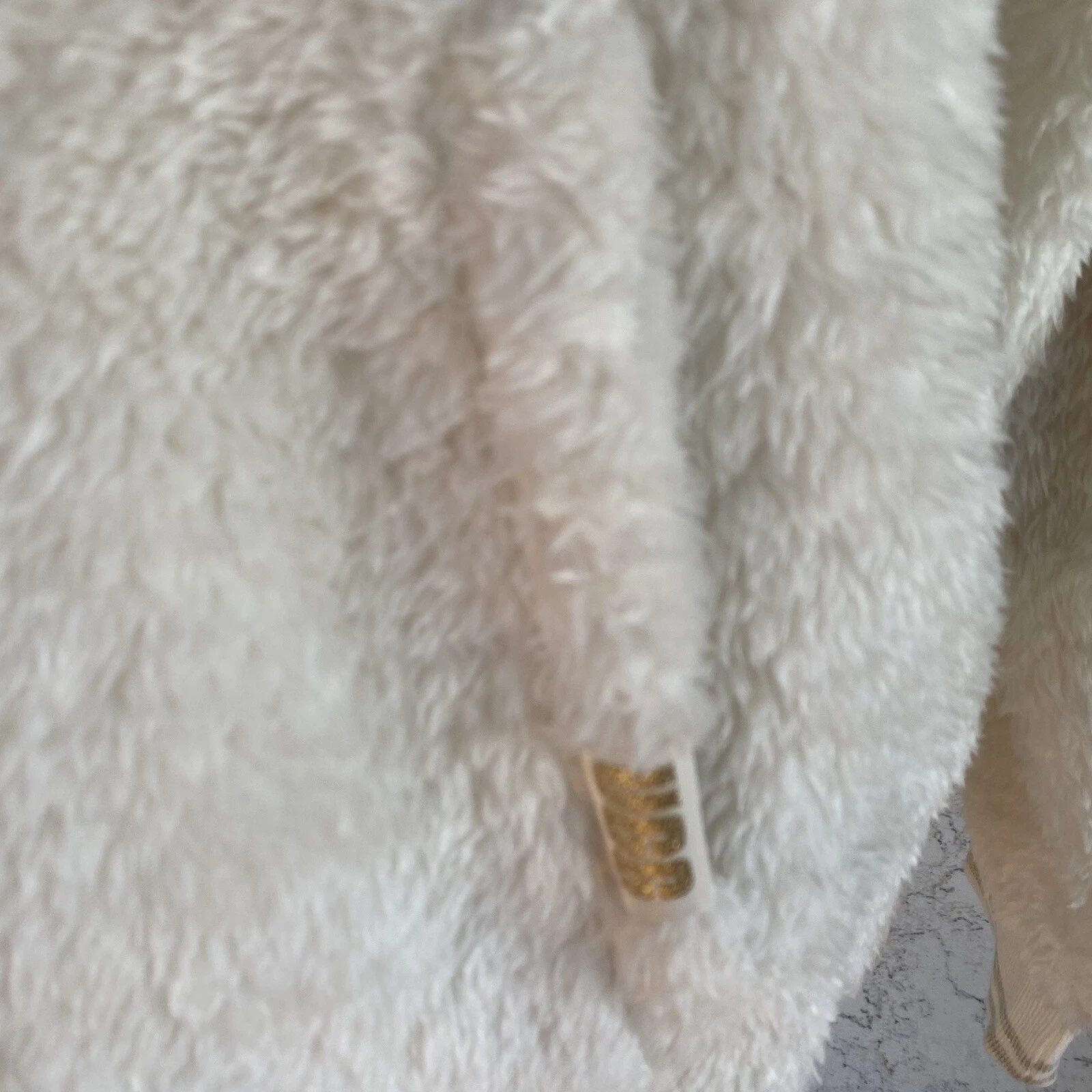 OFF WHITE MAGLIONE CON CAPPUCCIO UGG LOYRA SHERPA PULL OVER CREMA ORO METALLIZZATO TAGLIA S DONNA PICCOLA