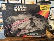 1995 Kenner Star Wars Power of the Force Electronic Millennium Falcon w  Box
