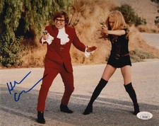 Heather Graham Signed 8x10 Austin Powers Autographed street photo JSA