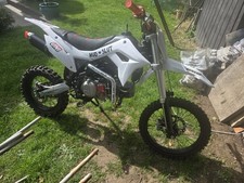 Thumpstar 190cc Kick and Electric Start Pit Bike