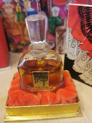 MYRURGIA  ESPANA '' NUEVA  MAJA  '' 7,5  ML PURE EAU DE PARFÜM  MINIATURE  VINTAGE