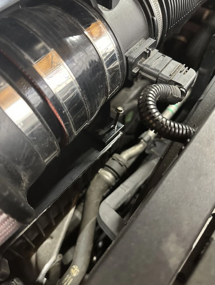 Entrada de aire frío Alfa Romeo Giulia/Stelvio 2.0T Foto 3 de 4