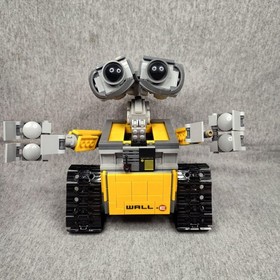 LEGO Ideas WALL-E 21303 Yellow Robot Figure Build Pixar Disney Set Model Retired