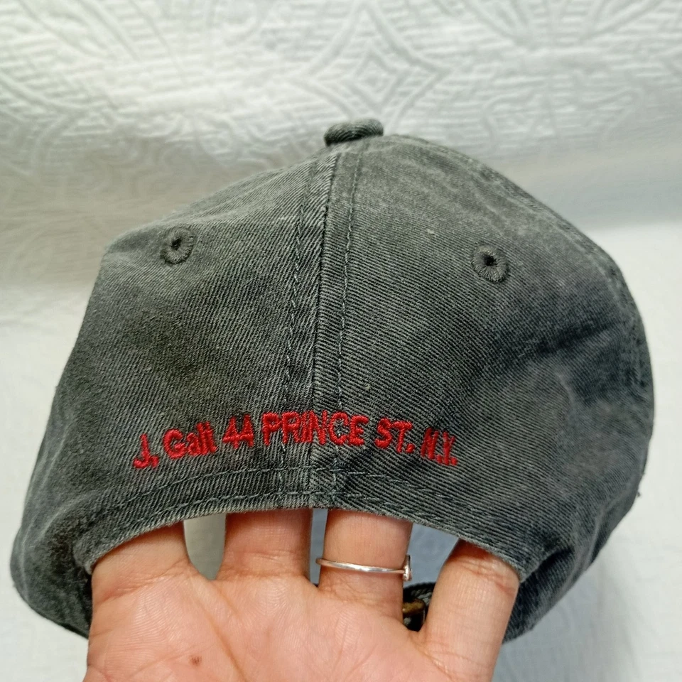 Gorra de béisbol negra lavada bordada cereza Brandy Melville talla única Foto 3 de 4