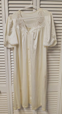 Vintage Ivory Housecoat Robe Button Front Lace Trim Nylon Tricot M/L Read SZ