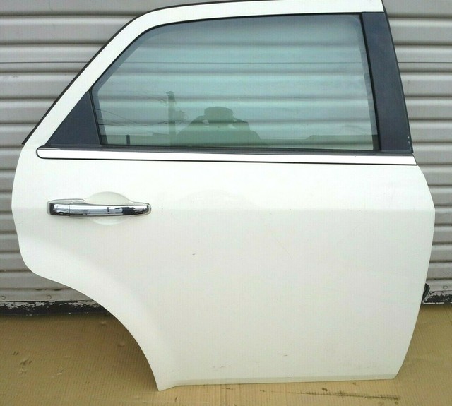 Chrysler 300 Passenger Door 05-10 Chrysler 300 Rear Passenger Right Door Assembly OEM Silver | eBay