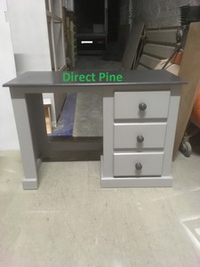 dark pine dressing table