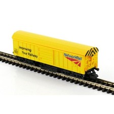 N Gauge Track Cleaning Wagon Network Rail Gaugemaster GM2420101
