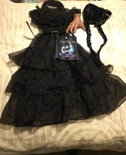 EUC Girls Wednesday Addams Full Costume with wig, purse, belt, dress Thing
