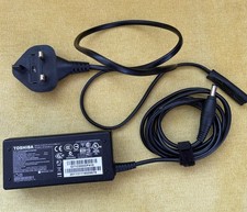 Genuine Toshiba Laptop Charger PA3917U-1ACA with UK mains cable