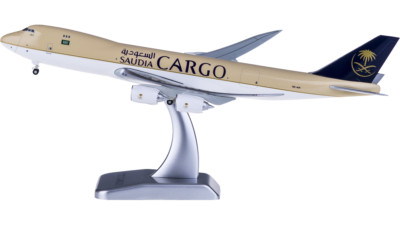 1:400 HOGAN SAUDIA CARGO BOEING 747-8F Passenger Airplane Diecast