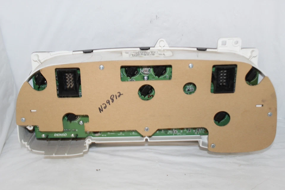 Cuadro de instrumentos velocímetro panel de instrumentos Dodge Dakota 2004 185.369 millas Foto 2 de 4