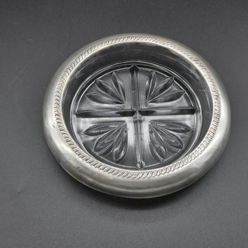3 Vintage FB Rogers Sterling Coasters Silver Rim Clear Glass Tulip Cross 3.75" - Picture 8 of 19