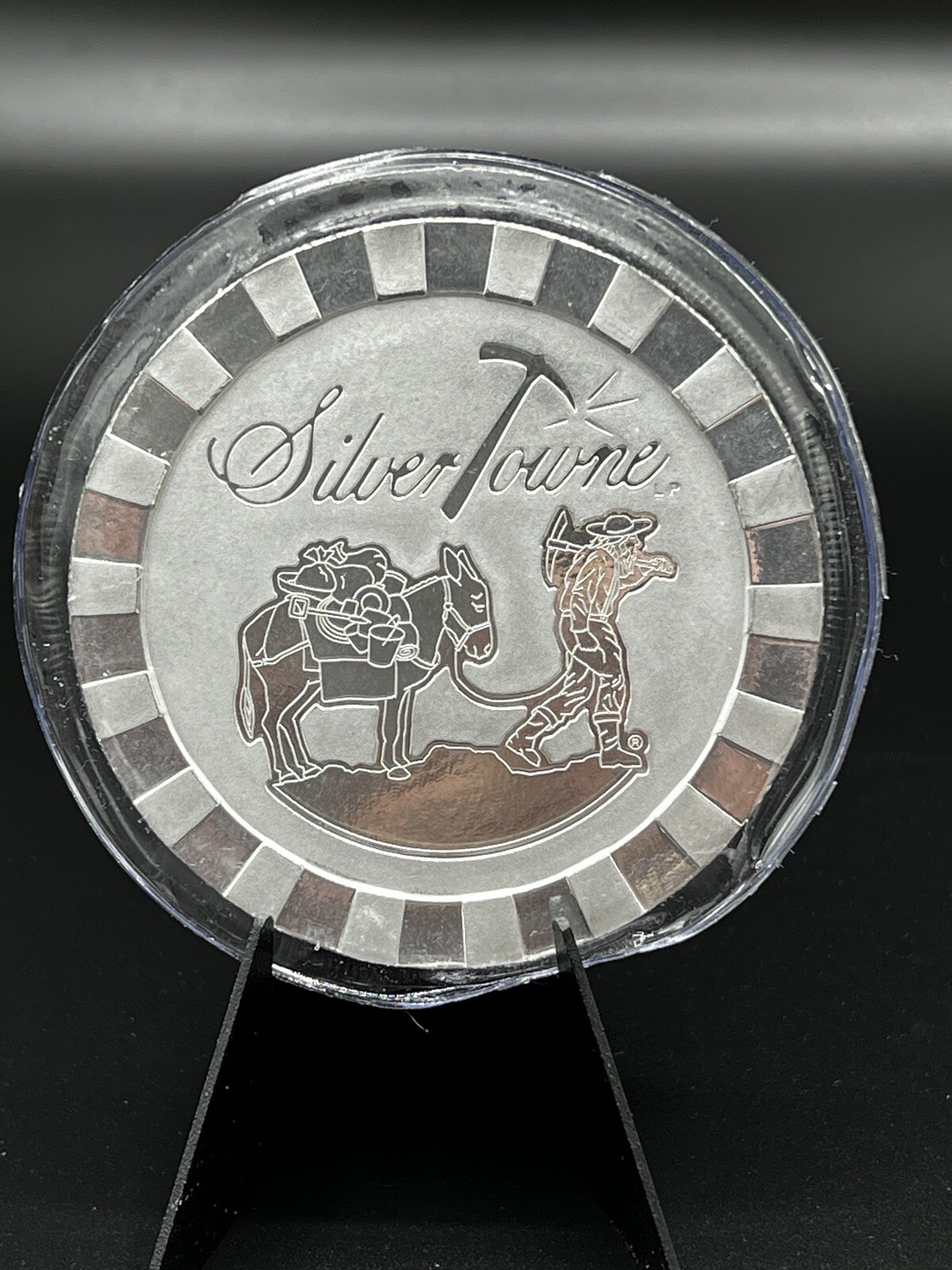 SILVER TOWNE 5 OZ .999 SILVER POKER CHIP PROSPECTOR SEALED IN PLASTIC