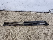 TOYOTA PRIUS BOOT STRUTS 68960-0W861 TAILGATE SHOCKS 1.8 HATCHBACK 2018