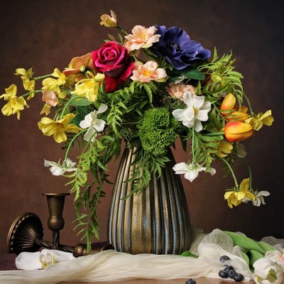 Artificial Faux Flowers in Vase,Silk Flower Arrangement Floral Table Centerpiece