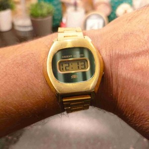 Authentic 1976 Rare Vintage Orient Digital Quartz GP Model G661807-40 - Full Gold Plated