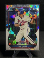 2023 Bowman - Chrome Prospects Hao Yu Lee #BCP-52 Atomic Refractor (RC)