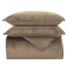 Elegant Comfort Luxury 3-Piece Velvet Corduroy Stripe Quilt Set Ultra -
